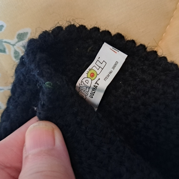 Kids knitted UGLY DOLL hat black funny face ears One Size - Picture 2 of 3